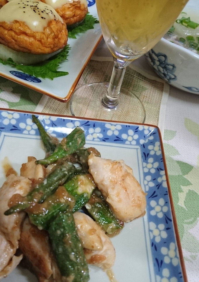 お酒に合う♪ササミとオクラの梅醤油炒め-レシピのメイン写真