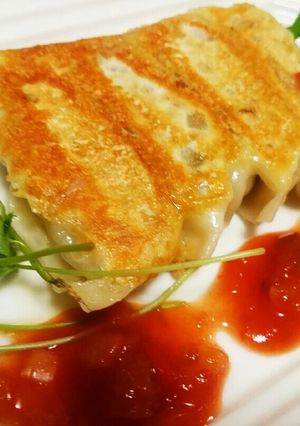 チーズ羽の王将餃子♡情熱のサルサソース。-レシピのメイン写真