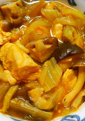 レタス鶏むね肉 アスパラのカレー風スープ-レシピのメイン写真