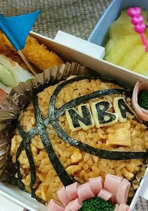 チキンライスで、バスケットボール弁当♪-レシピのメイン写真