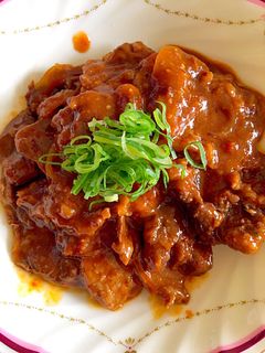簡単安い柔らかい牛肉赤ワイン煮込み-レシピのメイン写真