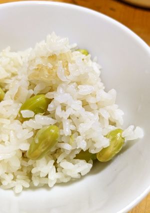 シンプルで美味しい！枝豆の炊き込みご飯♪-レシピのメイン写真