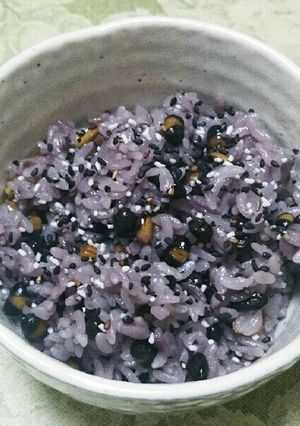 黒千石のダーク・パープル豆ご飯。-レシピのメイン写真
