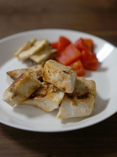 梅みそヨーグルトで♬肉や魚の漬け焼き-レシピのメイン写真