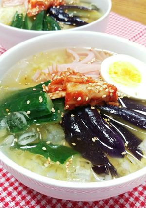 インスタント麺で簡単！韓国風冷麺♪-レシピのメイン写真