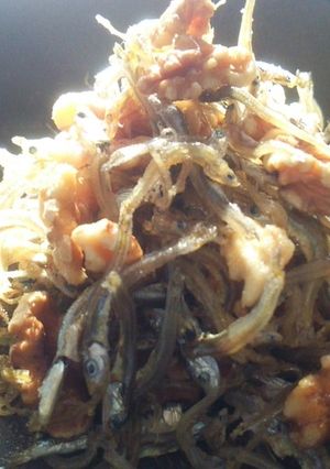 簡単♪ちりめんとくるみの佃煮-レシピのメイン写真