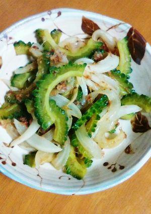 ゴーヤと玉ねぎのおかか炒め(減塩レシピ）-レシピのメイン写真