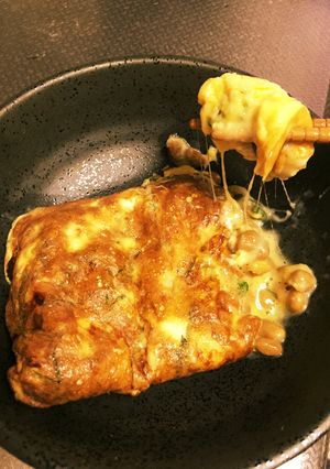 ふわっとろっビヨーン納豆チーズオムレツ-レシピのメイン写真