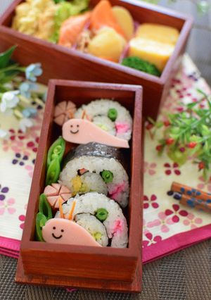 【キャラ弁】海苔巻きカタツムリ弁当-レシピのメイン写真