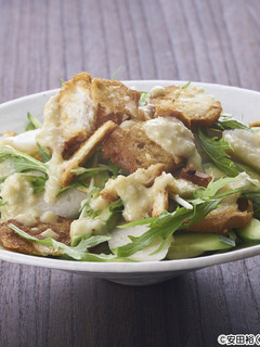梨と野菜とあぶら麩のボリュームサラダ-レシピのメイン写真