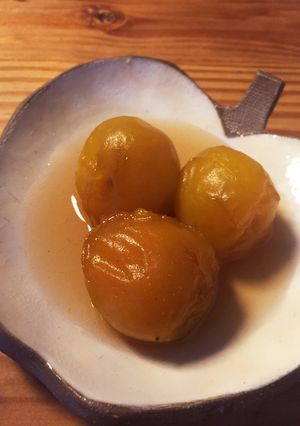 あら簡単、梅の発泡酒煮-レシピのメイン写真