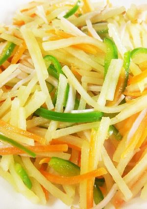 じゃがいもとピーマンの炒めもの-レシピのメイン写真