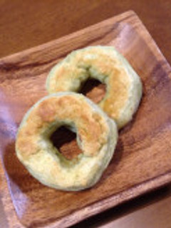 宇治抹茶入りの焼きドーナツ-レシピのメイン写真