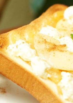 ダブル桃のトースト-レシピのメイン写真