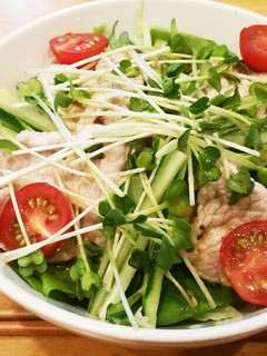 簡単♡ランチ♡アレンジ冷しゃぶサラダ丼♡-レシピのメイン写真