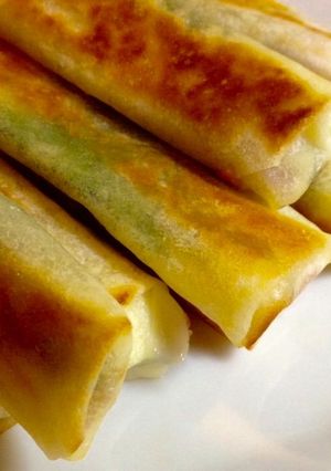 ピリ辛エビしそチーズ春巻-レシピのメイン写真