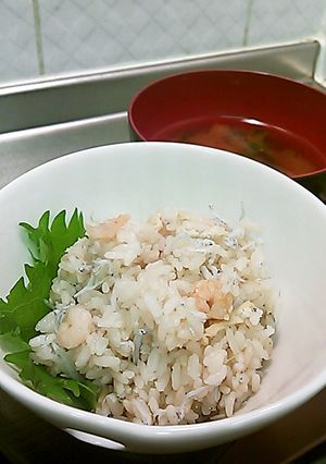 エビの炊き込みアトノセ・しらすご飯-レシピのメイン写真