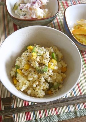 オクラとコーンのレンジで簡単混ぜご飯-レシピのメイン写真