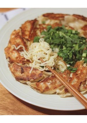 ボリューム満点☆パリッと餃子焼きそば-レシピのメイン写真