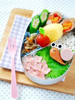 とにかく簡単!カタツムリのキャラ弁おかず-レシピのメイン写真