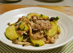 豚肉とズッキーニのオイスターソース炒め-レシピのメイン写真
