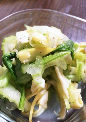 ☆セロリとイカ燻製のトスサラダ☆-レシピのメイン写真