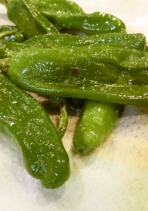 オーブンでししとうの素揚げ(パドロンも)-レシピのメイン写真