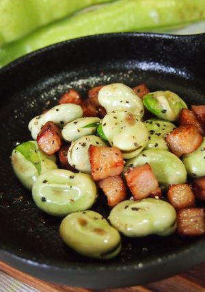 そら豆とベーコンのソテー-レシピのメイン写真