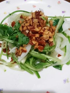 新玉ねぎとパクチーのサラダ-レシピのメイン写真