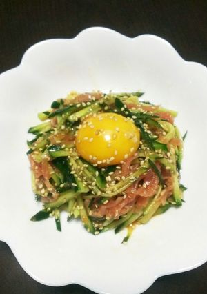 簡単☆ビールのお供に☆生ハムユッケ-レシピのメイン写真