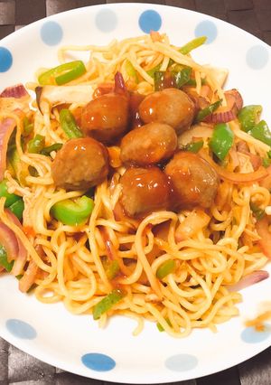 ナポリタン風ミートボール焼きそば-レシピのメイン写真