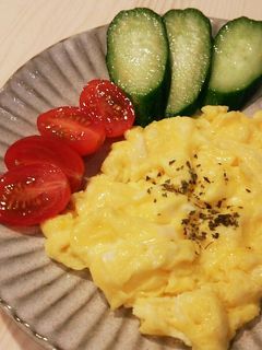 朝食に♪ふわとろスクランブルエッグ-レシピのメイン写真