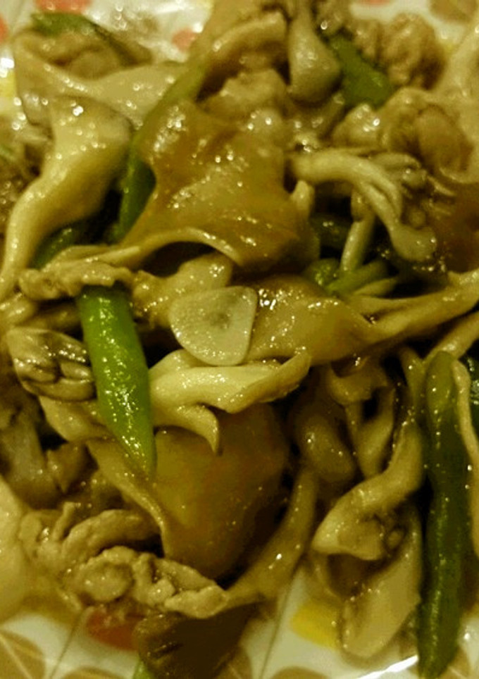 豚肉と舞茸のタイ風炒め-レシピのメイン写真