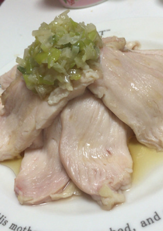 簡単（ネギダレ無し）鶏ムネ肉の蒸し鶏-レシピのメイン写真