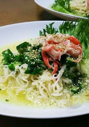 オクラと卵豆腐でサッポロ一番塩らーめん！-レシピのメイン写真