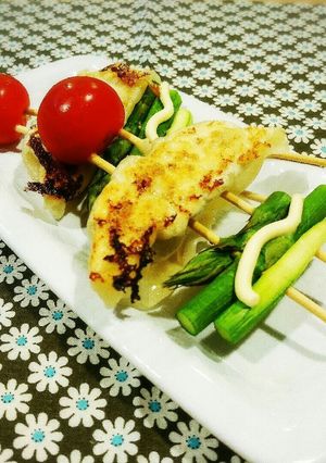 子供も喜ぶ♡カラフル串餃子-レシピのメイン写真