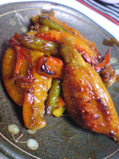 簡単♪チキンスペアリブとにんにくの芽炒め-レシピのメイン写真
