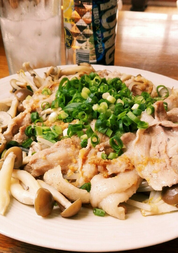 簡単！豚ばらともやしの蒸し焼きぽん酢-レシピのメイン写真
