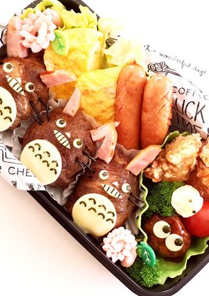 肉巻きトトロおにぎり-レシピのメイン写真