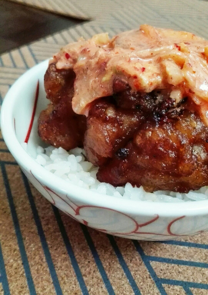 キムチマヨ乗せ唐揚げ丼-レシピのメイン写真