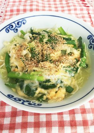 ワンポットで簡単☆ニラ玉サラダラーメン-レシピのメイン写真