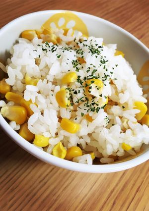 旬の生とうもろこしで炊き込みごはん♡-レシピのメイン写真