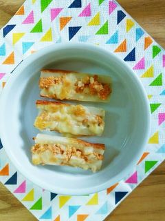 お弁当に!ちくわと鮭フレークのチーズ焼き-レシピのメイン写真