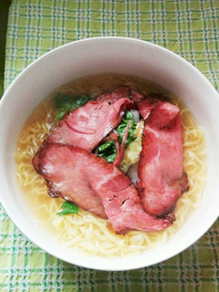 ローストビーフ入り海鮮ラーメン-レシピのメイン写真