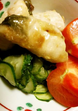 鶏胸肉の大葉ナス巻き酒蒸し梅あんかけ-レシピのメイン写真