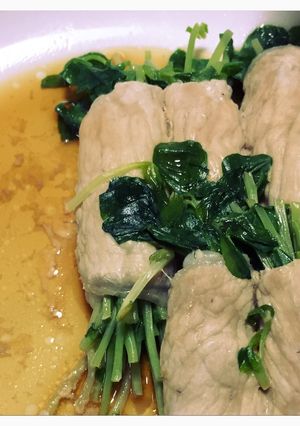 豆苗と豚（しゃぶしゃぶ肉）の簡単レンジ✧-レシピのメイン写真