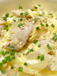 白だしと胡麻で☆サッパリ親子丼-レシピのメイン写真