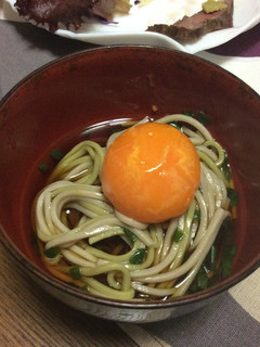 冷凍卵黄 月見蕎麦-レシピのメイン写真