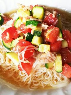 ズッキーニとトマトのアレンジそうめん-レシピのメイン写真