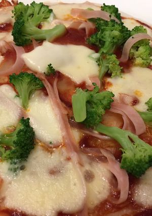 ライスペーパーで薄い生地のピザ♪-レシピのメイン写真